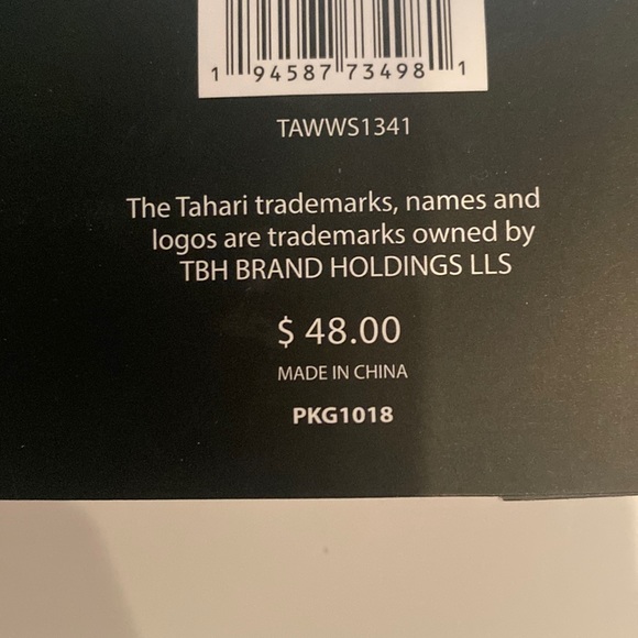 Tahari 2 piece set. Pom beanie and matching infinity scarf. - Picture 6 of 9